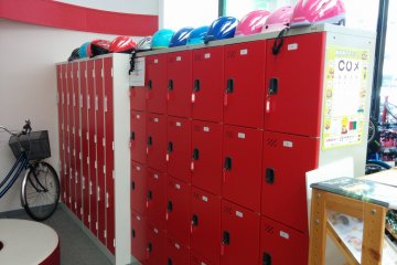<p>Lockers are availiable for use. Store your stuff all day while you ride around</p>
