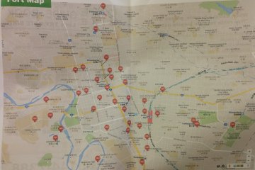 <p>A map of the many docking stations to pick up or drop off your bike</p>