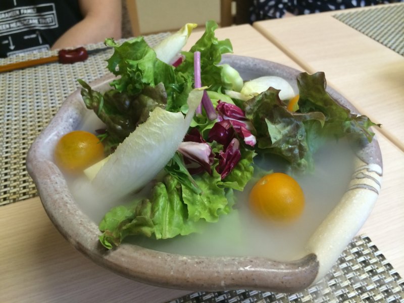 <p>Salad chilled with dry ice, such a stylish presentation...</p>