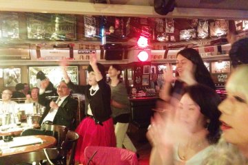 <p>Everyone dances at Kento&#39;s!</p>