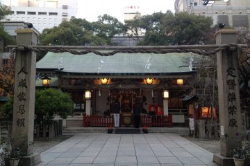 <p>The main shrine of Tsuyu no Tenjinja</p>
