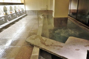 <p>The indoor section of the women&#39;s public bath</p>
