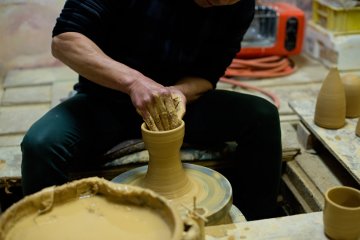 Pottery Experience in Hagi 