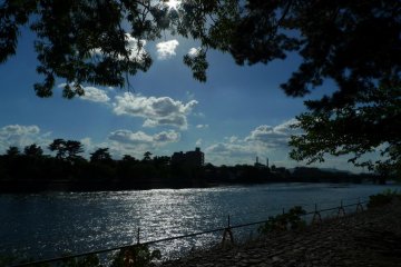  Walking along Uji River