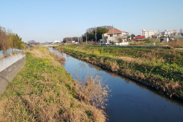 <p>River and fields close to the shrine</p>
