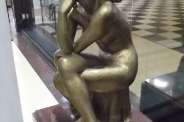 <p>The statue in the lobby</p>
