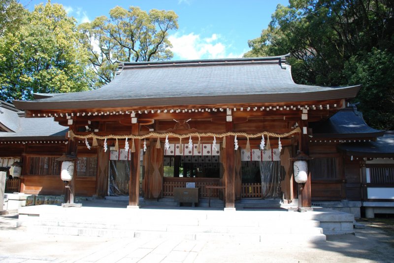 Shijonawate shrine.