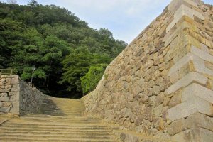 A stairway from the San no Maru to the Ni no Maru
