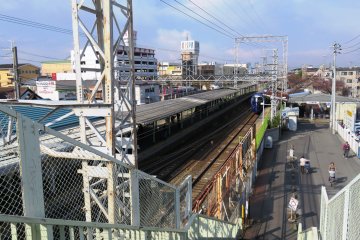 The Rapi:t service about to come into Haruki station