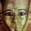 Triển lãm kim tự tháp và tượng pharaon bằng vàng