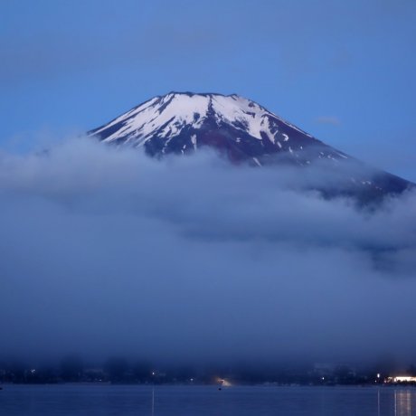 Mt. Fuji &amp; Yamanakako before Dawn