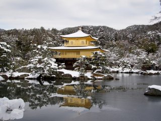 Kinkakuji with snow is a must see