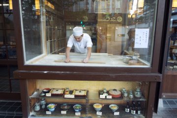 Nagano Restaurant preparing Soba