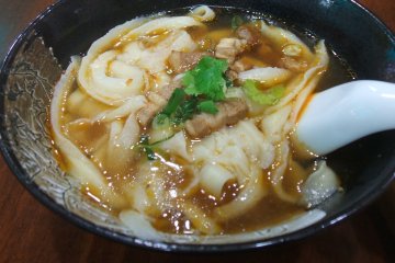 Knife cut noodles Kobe Chinatown