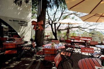 Attractive outdoor dining space at Hotel Imperial