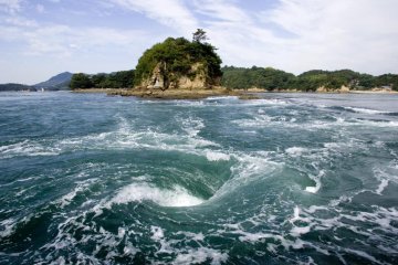 Riding the Seto Inland Sea Currents