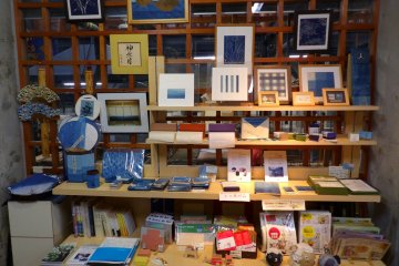 Beautiful gifts are avilable in the shop, included indigo dyed awagami, another Tokushima specialty