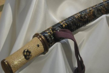 Sword handle made of shark teeth