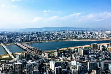 A breathtaking view over the Yodo River