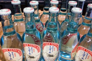 Arima Teppo Cider comes in nostalgic retro packaging