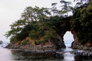 The coastline is quite jagged once past the idyllic beach of Wakasa Bay
