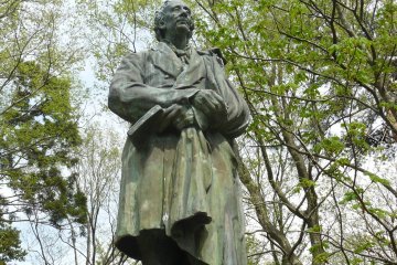 The statue of the great fairytale writer