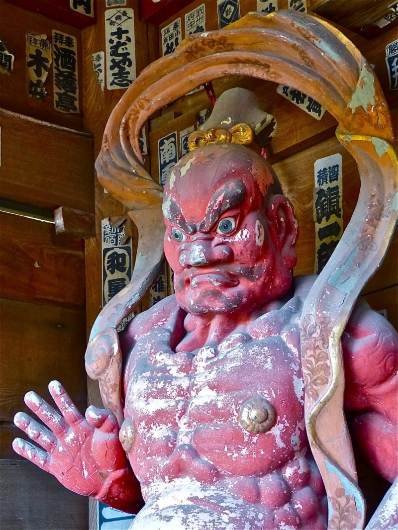 Guardian God of the temple gate
