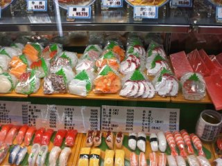 Great looking sushi plastic models
