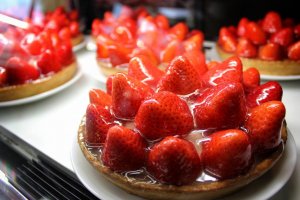 Tarts made with delicious Ehime strawberries