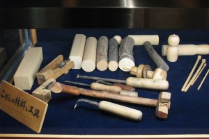 Материал и инструменты для изготовления кокэси