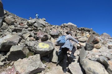 Mt Chausudake rock climbing