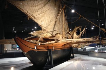 The Lien Polowat was built using a traditional canoe technique of Micronesia, and sailed from 497 miles from Polowat to Guam by traditional star navigation in five days