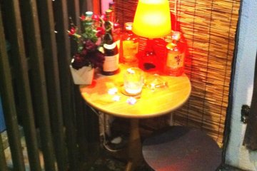 <p>Taking the indoors outdoors in this casual jazz bar in Minami and Kita Horie just west of Shinsaibashi</p>