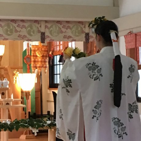 神社淨化 / 神社女祭司舞蹈