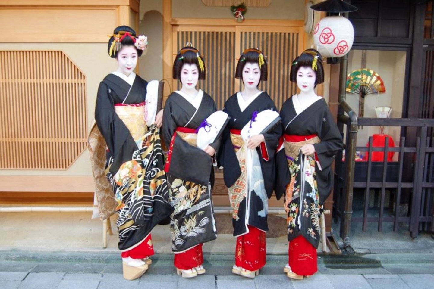 Geisha with Kyoto Black Montsuki