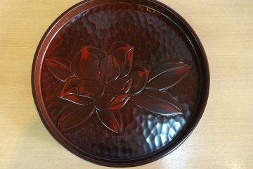 Carved tray with lacquer cover