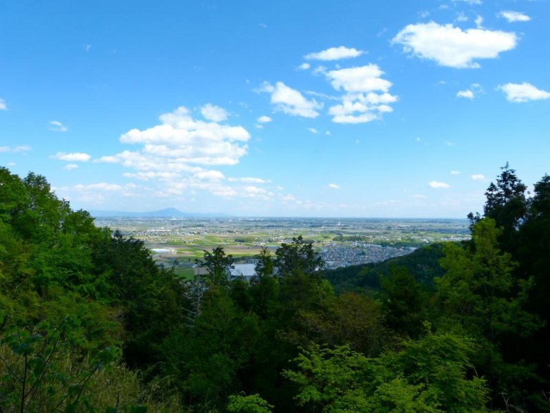 Ohira-san hill commands a view of the whole Kanto area