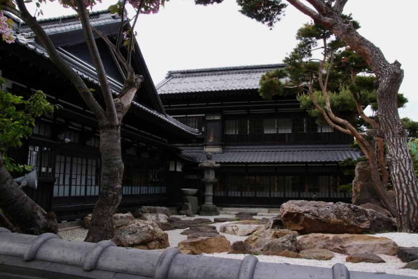 Old Aoyoma Villa