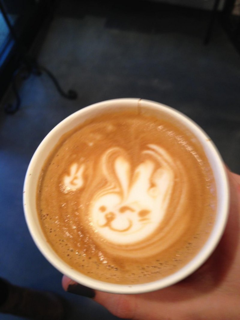 Kawaii rabbit art latte at Ballon D'essai