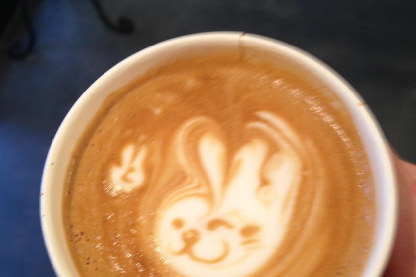Kawaii rabbit art latte at Ballon D\'essai