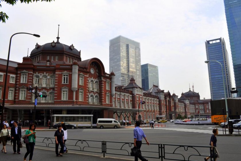 The newly finished exterior of the Marounuchi side of Tokyo Station