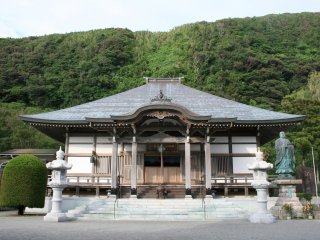Công trình chính với kiến trúc thời Edo