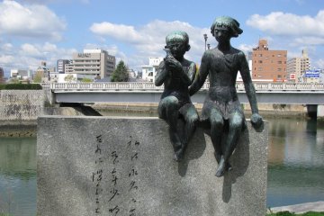 Скульптура детей