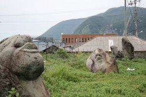 Koga stone statues