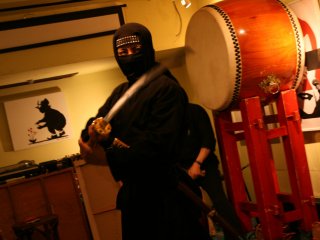Master/Ninja Aoshi's captivating performance. Aoshi is a popular Ninja who has appeared on various television with stars like Gerald Butler and Carrie PamyuPamyu
