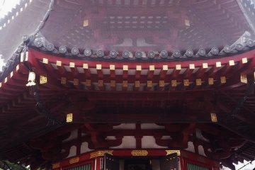 The Hakkaku Gojyunoto. Visitors can enter and view the grand structure from with in.