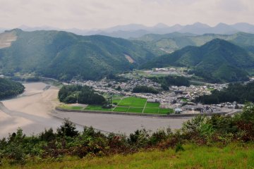 View of Hongu, Oyunohara and the Kii mountains