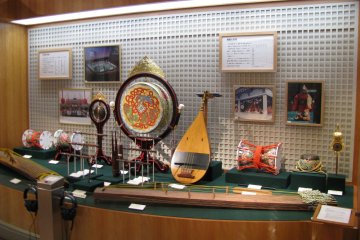 Japanese Musical Instruments 