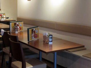 Comfortable seating for an enjoyable eating experience
