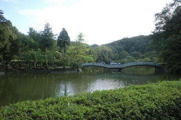 Yakushi-ike Park